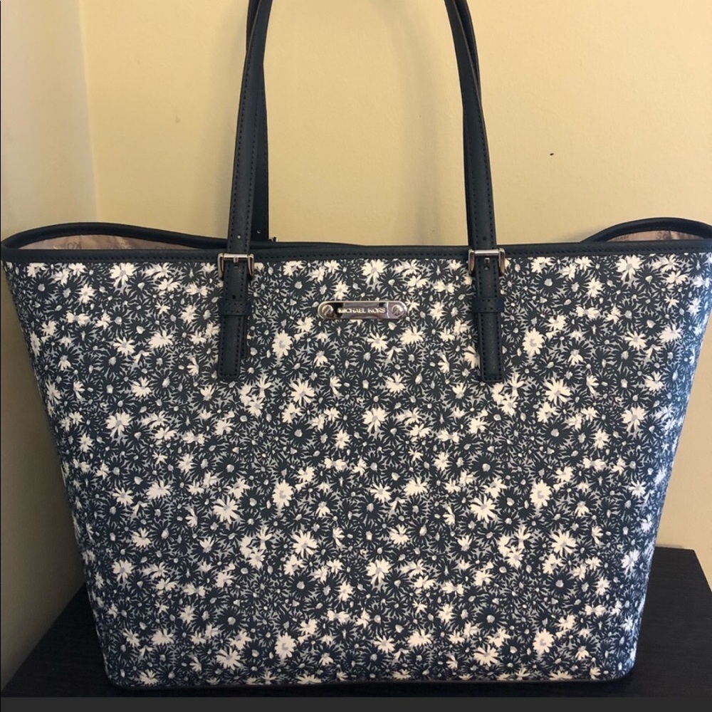Michael Kors large tote